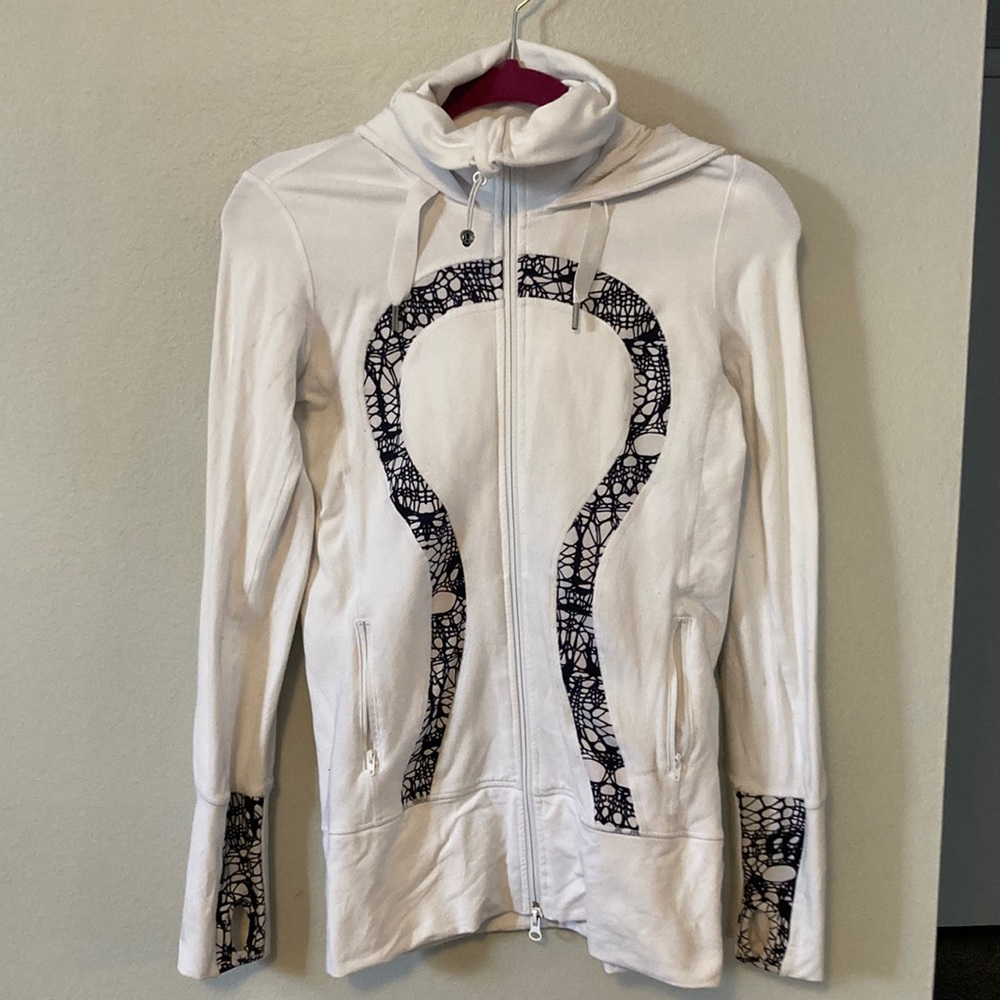 Lululemon define hooded jacket